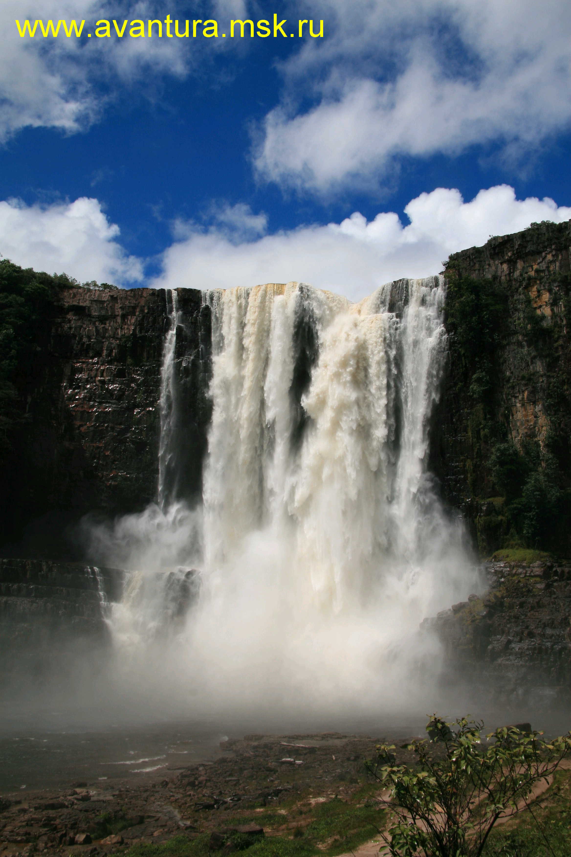 Водопад Апонгвау